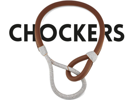 HAUTE JOAILLERIE. GUCCI & POMELATO. Collierle collier, un noeud en cuir souple marron s’entrelace avec un élément plus large en or rose pavé de diamants