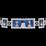 HAUTE JOAILLERIE DIOR. Collection Diorexquis. Collier Christian Dior composition en or blanc et jaune, diamants, doublets de verre aventuriné sur nacre noire de Tahiti, saphirs roses et bleus, ainsi que rubis rouges et roses.