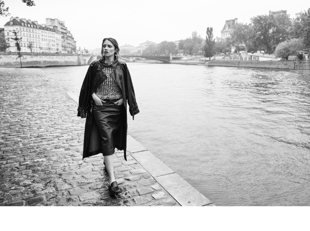 Look Tod's et chaussures Camper. Claire Romain : L’instinct de liberté Interview 1nstant